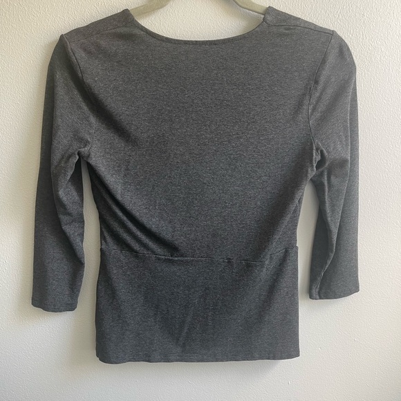 Vince Camuto Women’s Surplice Blouse - Picture 3 of 3